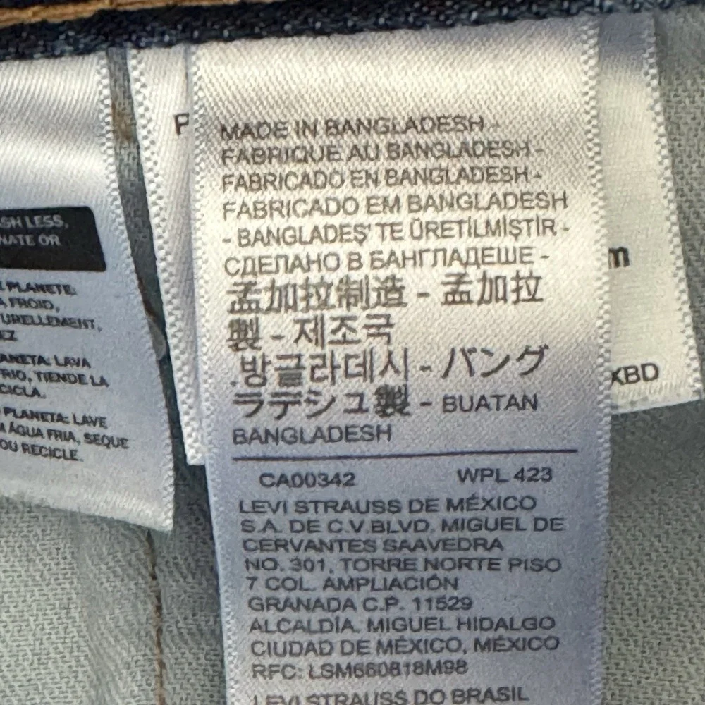 Levi's 550 Relaxed Fit Jeans W38 L30 Medium Wash Straight Leg‎ Denim